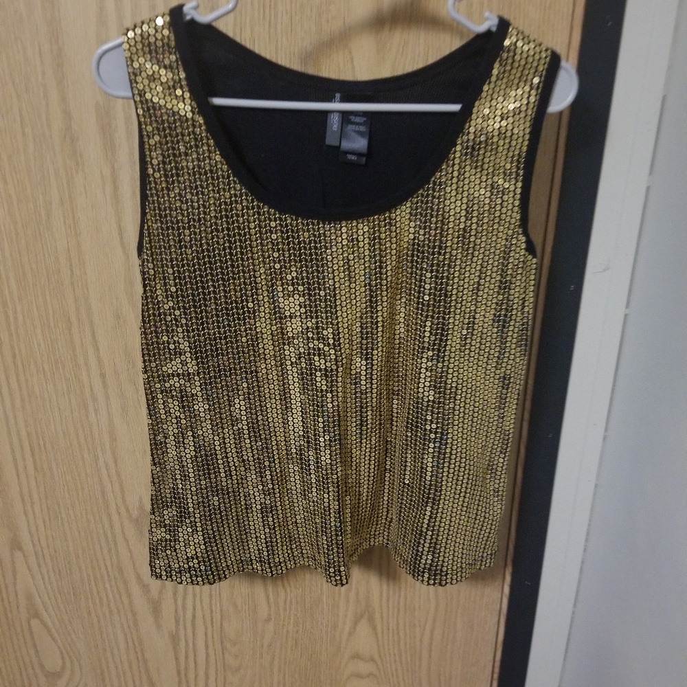 Bisou Bisou sleeveless sequined top